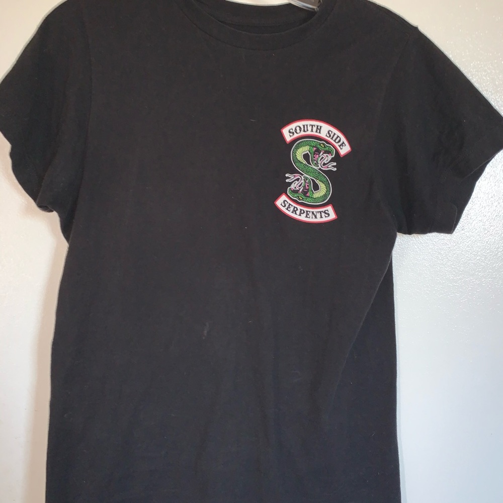 Graphic T